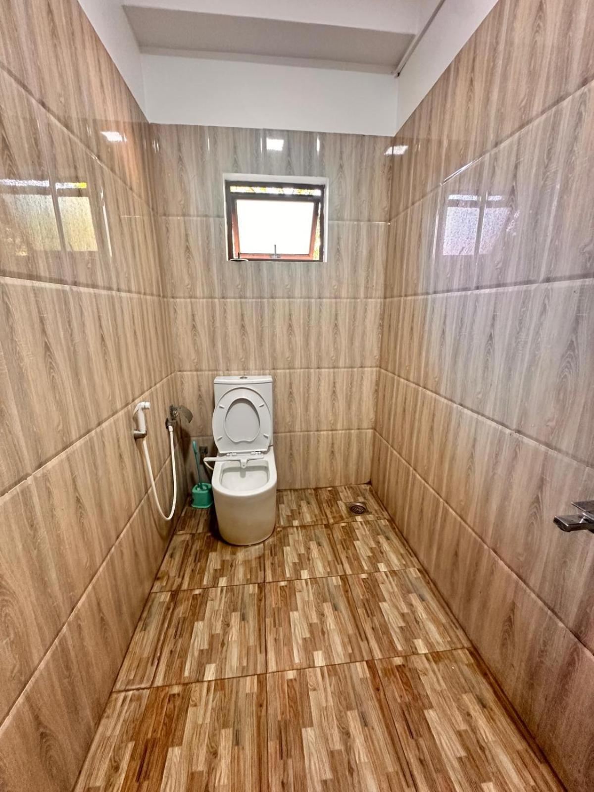 Holiday Villa Тринкомале Екстериор снимка