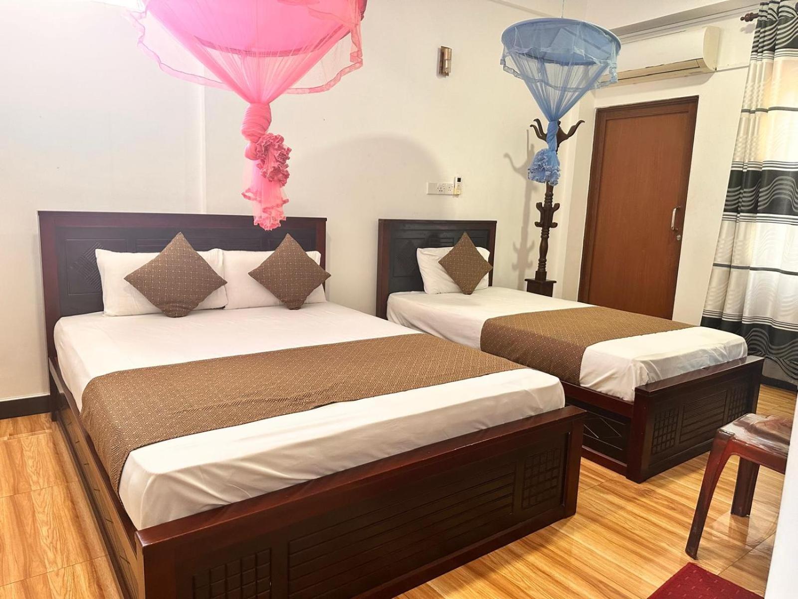 Holiday Villa Тринкомале Екстериор снимка